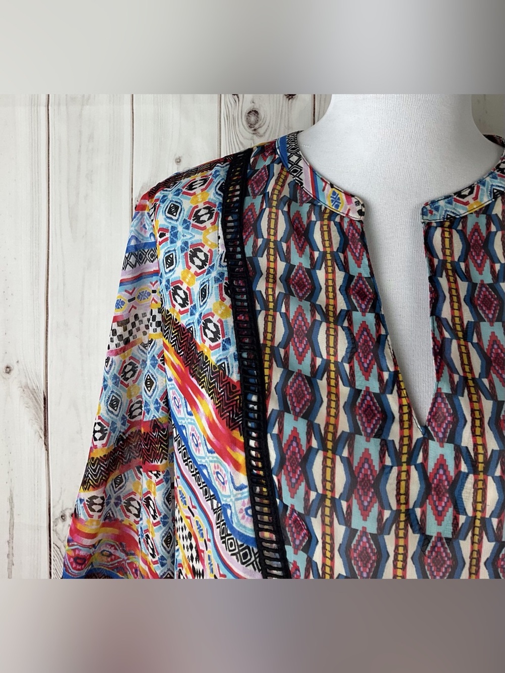 New Directions Multicolor Split V-Neck Roll Tab Sleeve Sheer Tunic Top Size XL - Picture 3 of 10